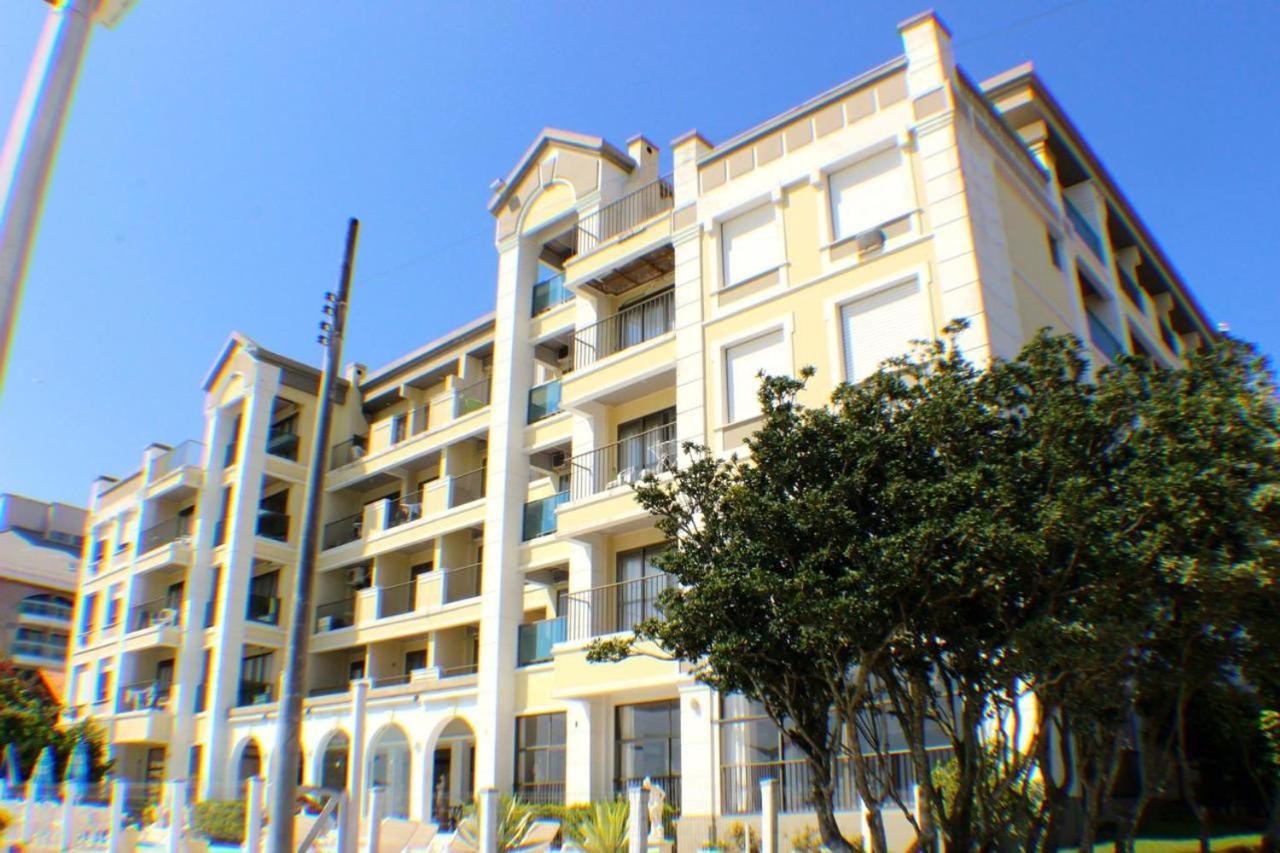 Apartamento Lexus Beira Mar - Apt 101 フロリアノポリス エクステリア 写真
